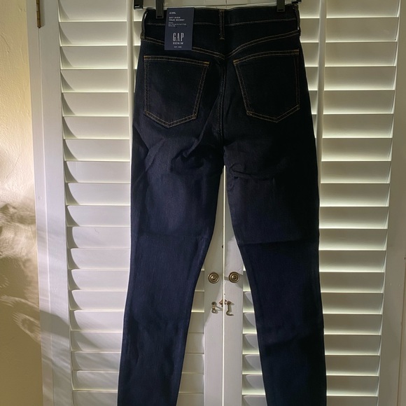 Gap Sky High True Skinny Jeans w Secret Smoothing Pockets (26 Long, Dark Rinse) - Picture 4 of 6